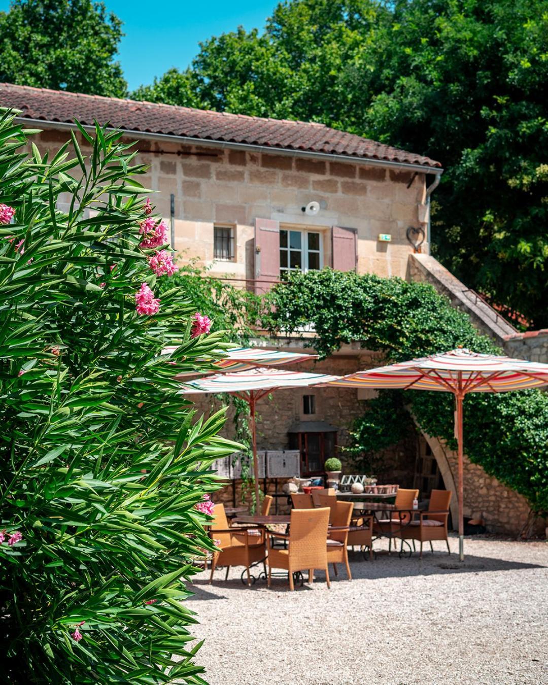 Готель Mas Des Comtes De Provence Тараскон Екстер'єр фото
