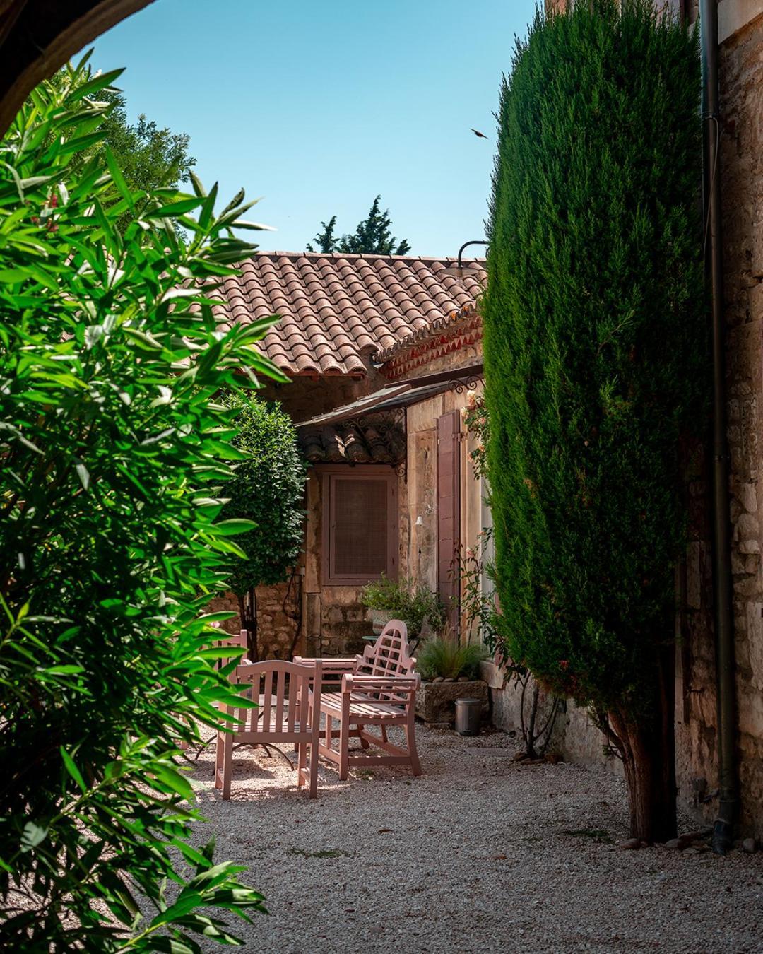 Готель Mas Des Comtes De Provence Тараскон Екстер'єр фото