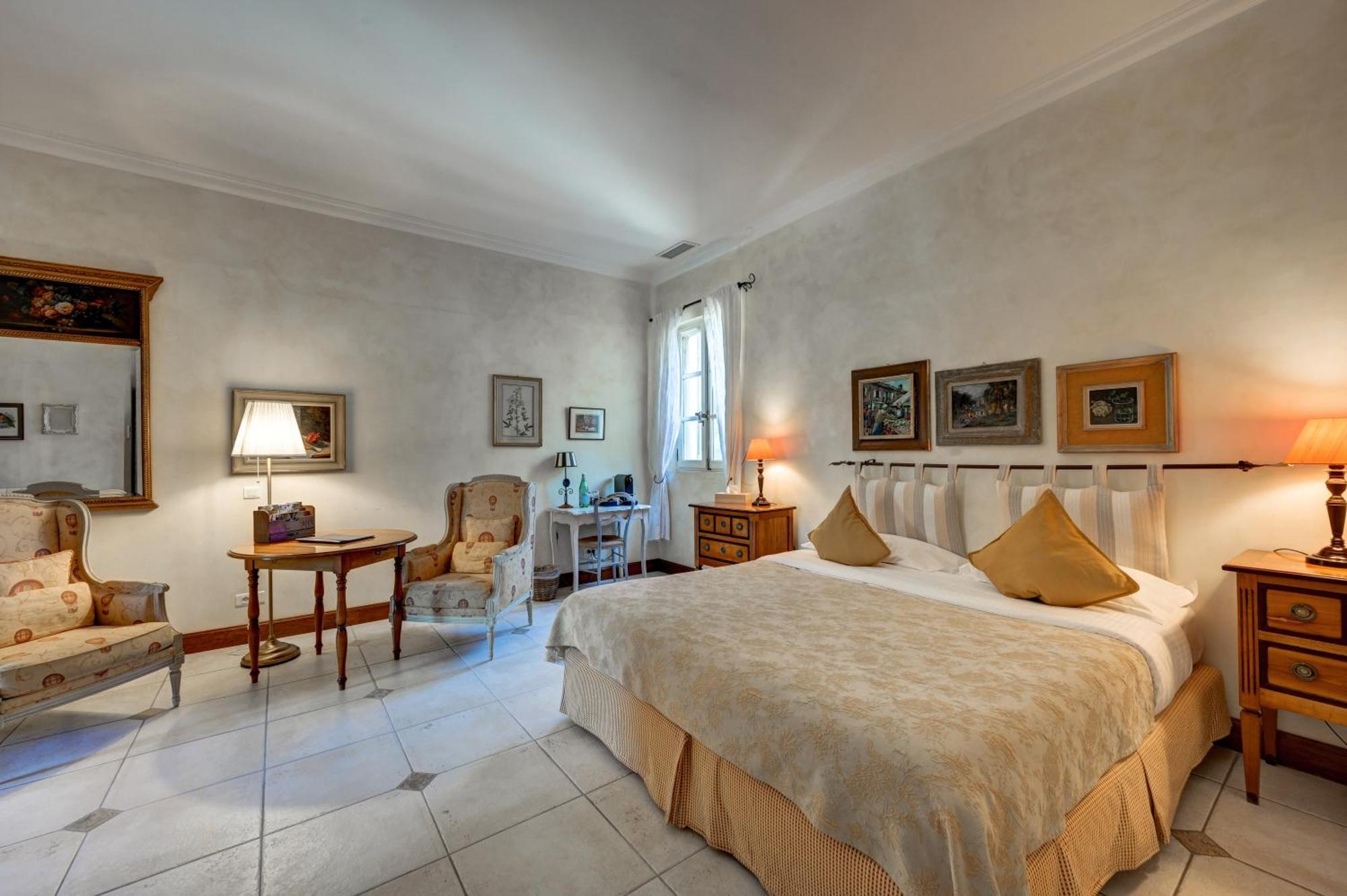 Готель Mas Des Comtes De Provence Тараскон Екстер'єр фото
