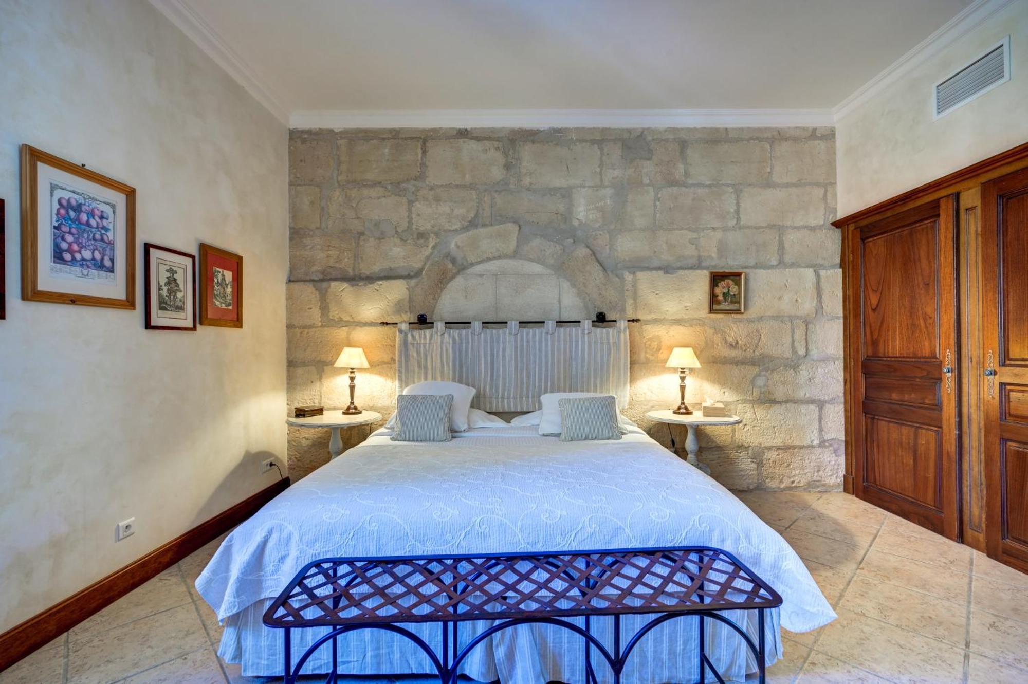 Готель Mas Des Comtes De Provence Тараскон Екстер'єр фото